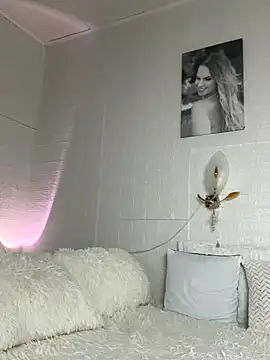 MIRAA LUV online show from November 10, 9:03 pm