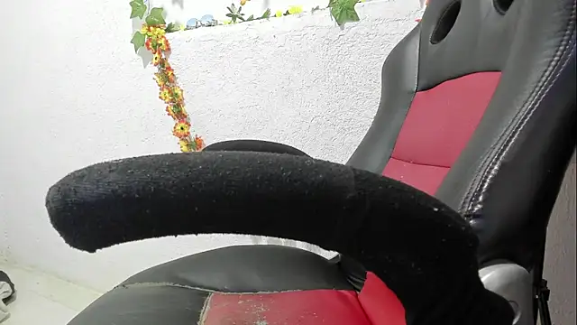 Snapshot of soffycarter1 chatting on October 28, 10:56 pm soffycarter1 online show from October 28, 10:56 pm