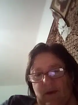 MilaCold5443 online show from April 21, 6:23 pm