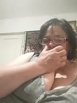 MilaCold5443 online show from June 3, 5:43 am