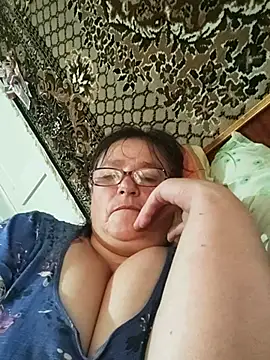 Snapshot of MilaCold5443 chatting on July 7, 7:34 am MilaCold5443 online show from July 7, 7:34 am