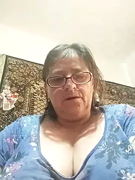 Snapshot of MilaCold5443 chatting on July 10, 7:23 am MilaCold5443 online show from July 10, 7:23 am