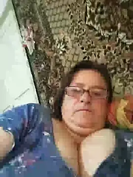 Snapshot of MilaCold5443 chatting on July 12, 6:48 am MilaCold5443 online show from July 12, 6:48 am