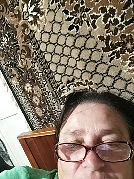 Snapshot of MilaCold5443 chatting on July 18, 9:40 pm MilaCold5443 online show from July 18, 9:40 pm