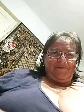 Snapshot of MilaCold5443 chatting on July 23, 7:12 pm MilaCold5443 online show from July 23, 7:12 pm