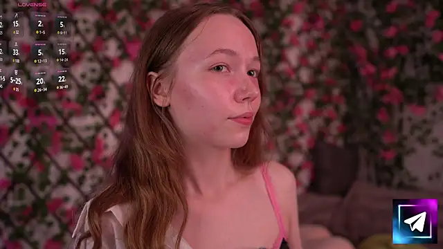 Snapshot of Petite_Polly chatting on November 30, 6:12 pm Petite Polly online show from November 30, 6:12 pm