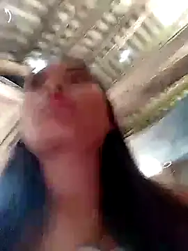 hello-cute online show from October 23, 8:02 am