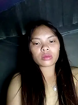 hello-cute online show from November 11, 2:11 am