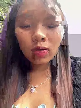 hello-cute online show from November 17, 4:18 am