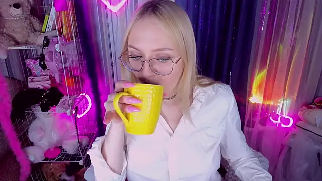 CeaneLino online show from April 22, 5:36 pm