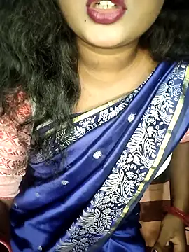 World Top Girl online show from November 3, 11:55 am