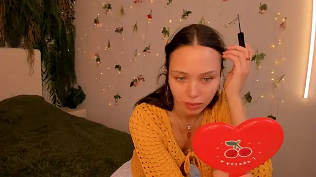 Snapshot of Black_Jenny chatting on July 19, 10:08 am Black Jenny online show from July 19, 10:08 am