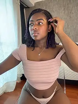 Snapshot of KarinaFlowers_ chatting on July 15, 12:43 pm KarinaFlowers online show from July 15, 12:43 pm