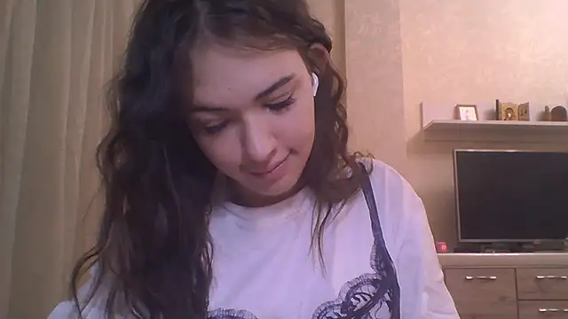 CeyaLier online show from November 19, 5:46 pm