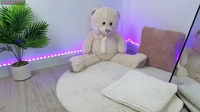 Alexaaa01  online show from October 30, 12:50 pm