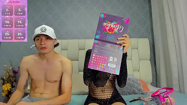 nicollandjhon online show from November 5, 3:06 am