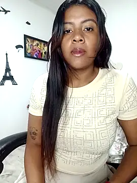 Snapshot of vannesitha25 chatting on October 10, 1:54 pm vannesitha25 online show from October 10, 1:54 pm