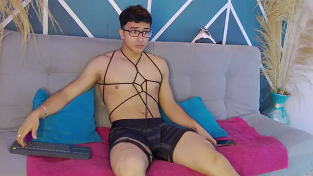 Stefano Calle online show from October 31, 12:06 pm