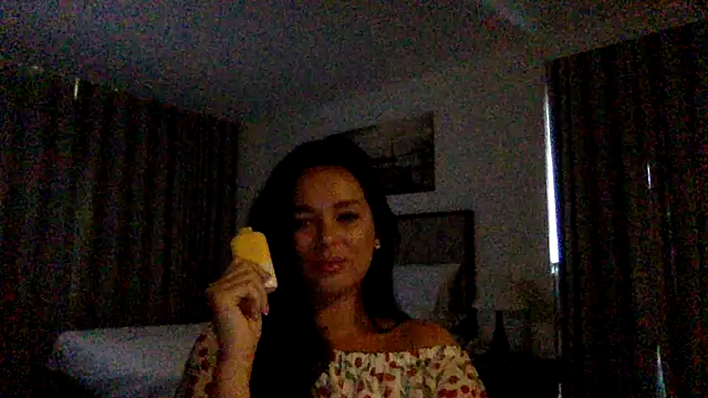 Fayronna online show from February 8, 9:45 am