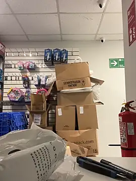 Snapshot of Nasho172737 chatting on November 27, 4:09 pm Nasho172737 online show from November 27, 4:09 pm