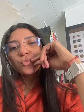 oralin online show from November 19, 1:44 pm