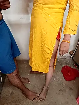 Sexy Riya Bhabhi online show from October 18, 7:47 pm