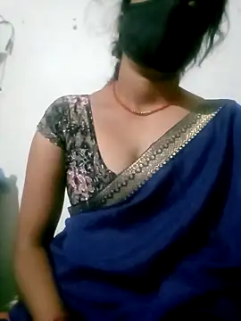 Sexy Riya Bhabhi online show from December 19, 3:52 pm