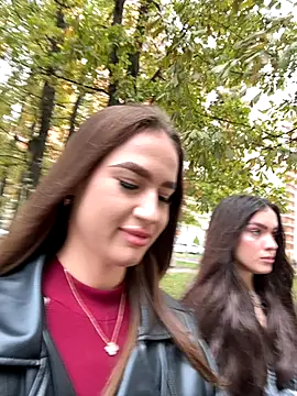 Snapshot of MayaGlow chatting on October 19, 11:22 am MayaGlow online show from October 19, 11:22 am