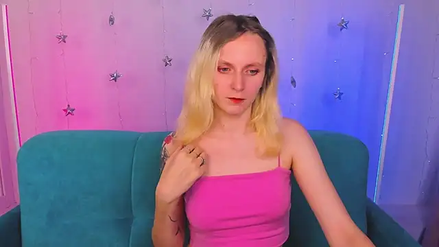 LikiLips online show from December 18, 1:22 am