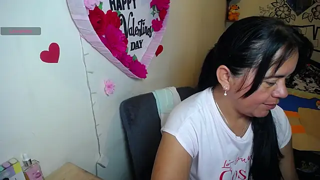 Miss  kendra  online show from July 25, 2:31 am