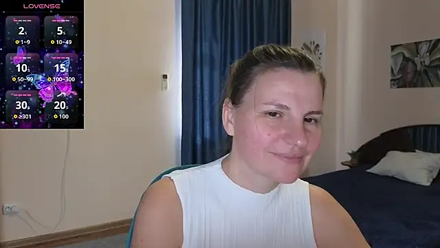 Snapshot of Mirabelle_Velvet chatting on October 21, 7:31 am Mirabelle Velvet online show from October 21, 7:31 am