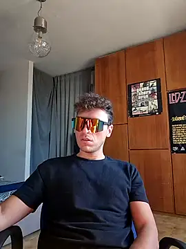 Kaeell online show from October 16, 1:34 pm