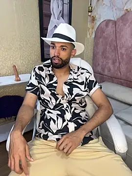 onlymen2025 online show from October 11, 12:04 pm