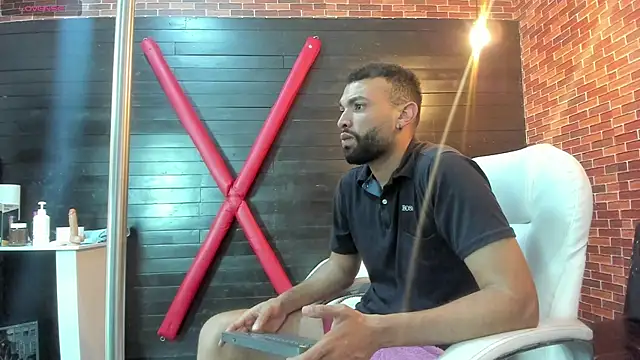 onlymen2025 online show from November 10, 7:57 pm