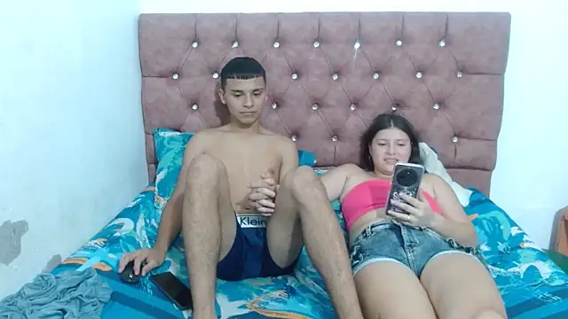 Snapshot of rober_luciana chatting on October 29, 10:00 pm rober luciana online show from October 29, 10:00 pm