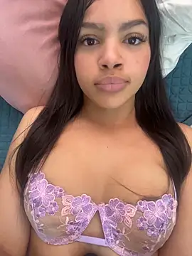 MeganHillss online show from April 24, 8:00 pm