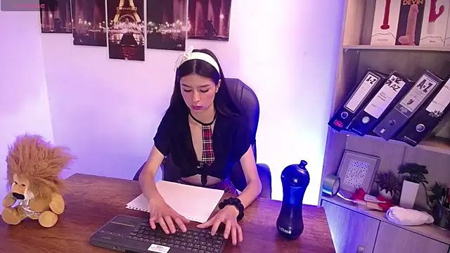 SweetRenata  online show from February 13, 12:01 pm