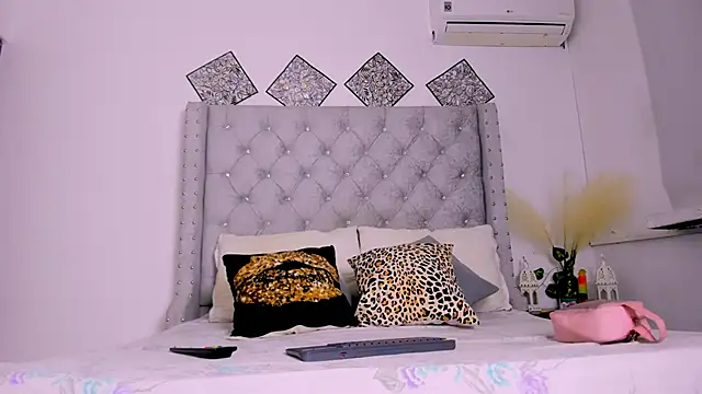 ChocoBunny1 online show from October 14, 3:29 am