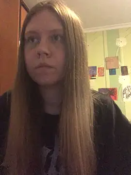 LunaVirelle online show from April 20, 3:48 pm