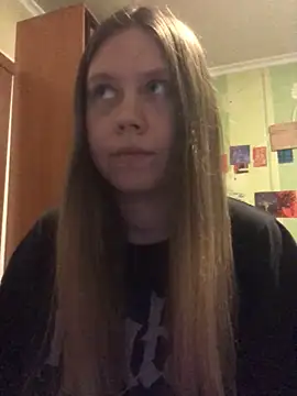 LunaVirelle online show from April 22, 5:03 pm