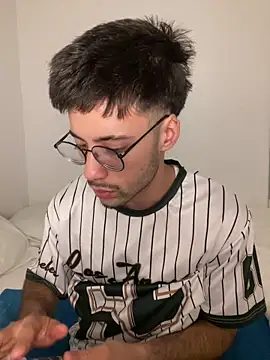 Maryanit online show from November 12, 9:58 pm