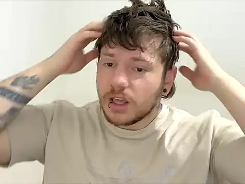 Skol 100802 online show from April 13, 3:50 pm