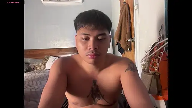 Snapshot of LuisitoJuancho55 chatting on November 20, 5:56 pm LuisitoJuancho55 online show from November 20, 5:56 pm
