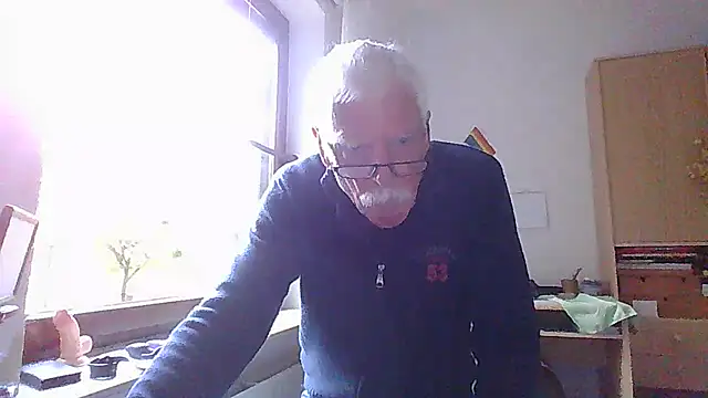 super-snoopy online show from October 5, 8:23 am