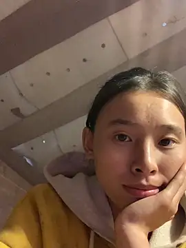 Han-han123 online show from November 4, 4:00 am