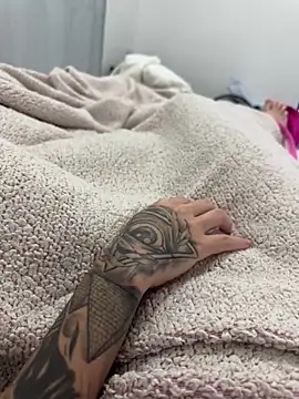 mel casada online show from November 9, 7:39 am