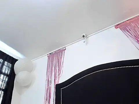 Snapshot of Nezuko__tanyi chatting on October 8, 9:12 pm Nezuko tanyi online show from October 8, 9:12 pm