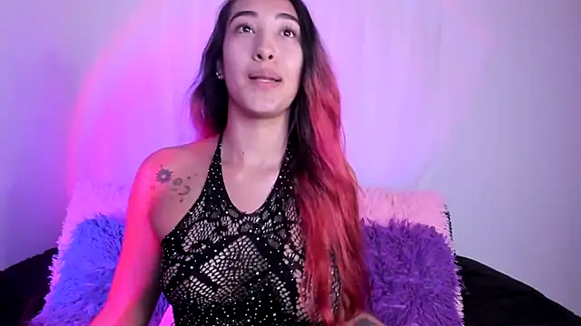 HeidyRousse online show from May 26, 11:06 am
