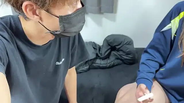 ODORI8300 online show from March 10, 12:32 pm