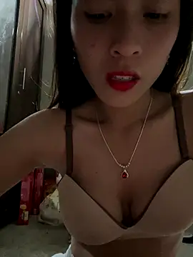 Snapshot of hi-hi-zz chatting on December 13, 11:21 pm hi-hi-zz online show from December 13, 11:21 pm